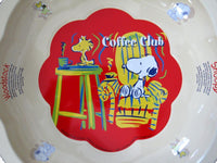 Snoopy Collectible Scalloped Metal Bowl / Serving Dish