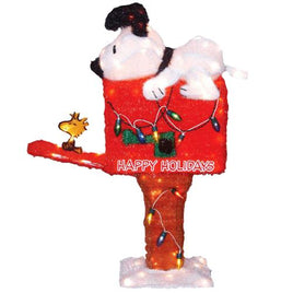 3 - D Soft Lighted Tinsel Yard Art - Snoopy On Animated Mailbox - snoopn4pnuts.com