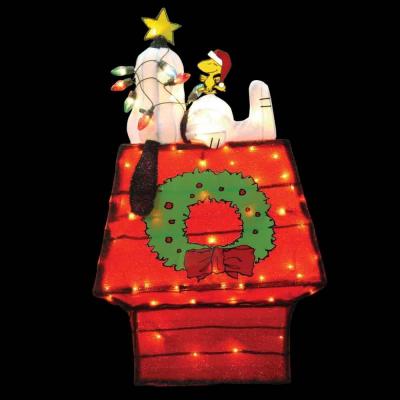 3 - D Soft Lighted Tinsel Yard Art - Snoopy's Christmas Doghouse With Wreath and Star - snoopn4pnuts.com