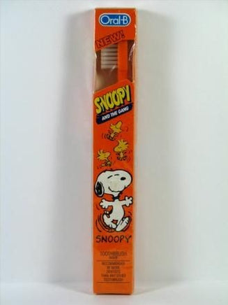 Snoopy Oral-B Toothbrush - Child/Youth Size