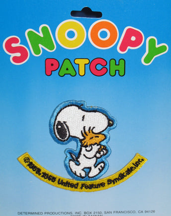 U.F.S. (United Feature Syndicate) VINTAGE PEANUTS PATCH - Snoopy and Woodstock ON SALE! - snoopn4pnuts.com