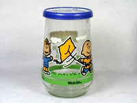 Welch's Jelly Glass:  Charlie Brown Flies A  Kite