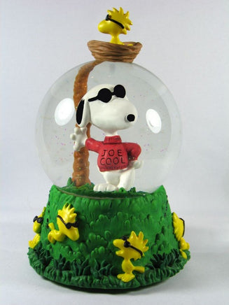 Joe Cool Feelin' Groovy Musical Water Globe - Plays "Feelin' Groovy"