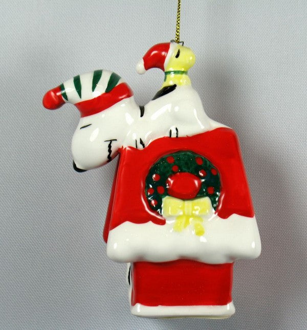 1987 Snoopy's Christmas Doghouse Christmas Ornament