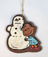Peanuts Vintage Wood Chrismas Ornament - Linus and The Snowman
