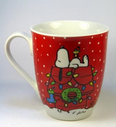 Snoopy Large Christmas Doghouse Mug