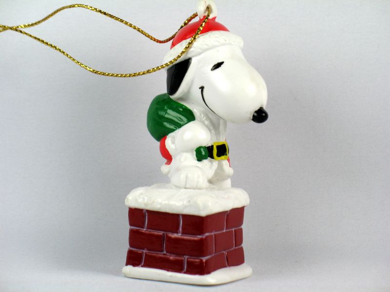 Snoopy In Chimney PVC Ornament